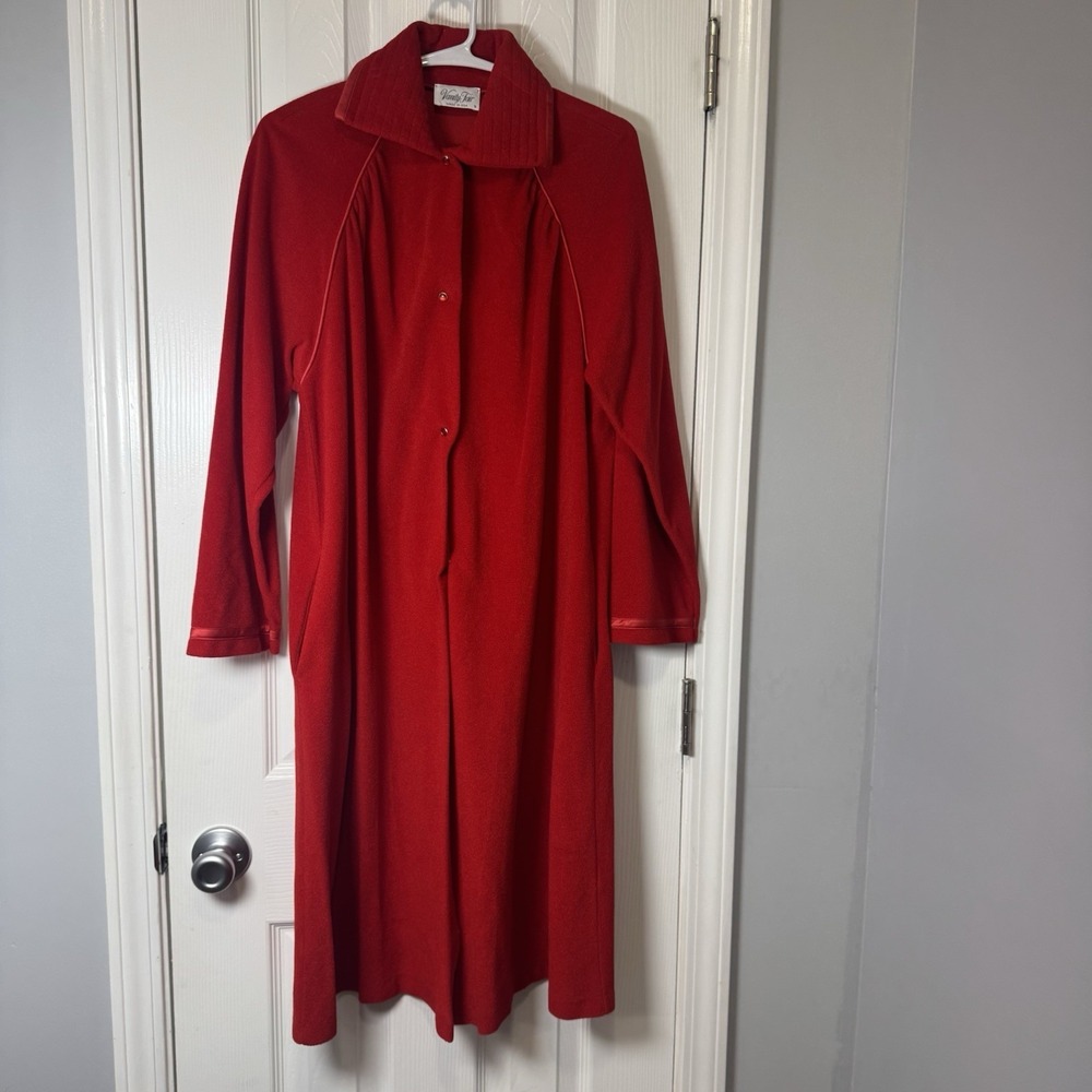 Vintage Vanity‎ Fair S Red Long Robe Velour Pockets Snap Front 3/4 Sleeve